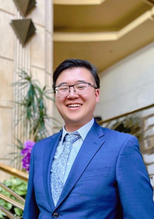 Ran Chen - Fundador de ExamenesGratis